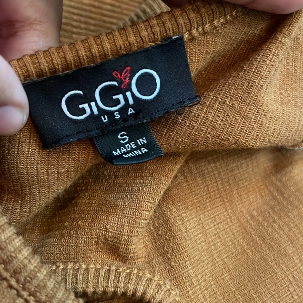 GiGio animal print tan lightweight long sleeve sweater - Picture 4 of 4
